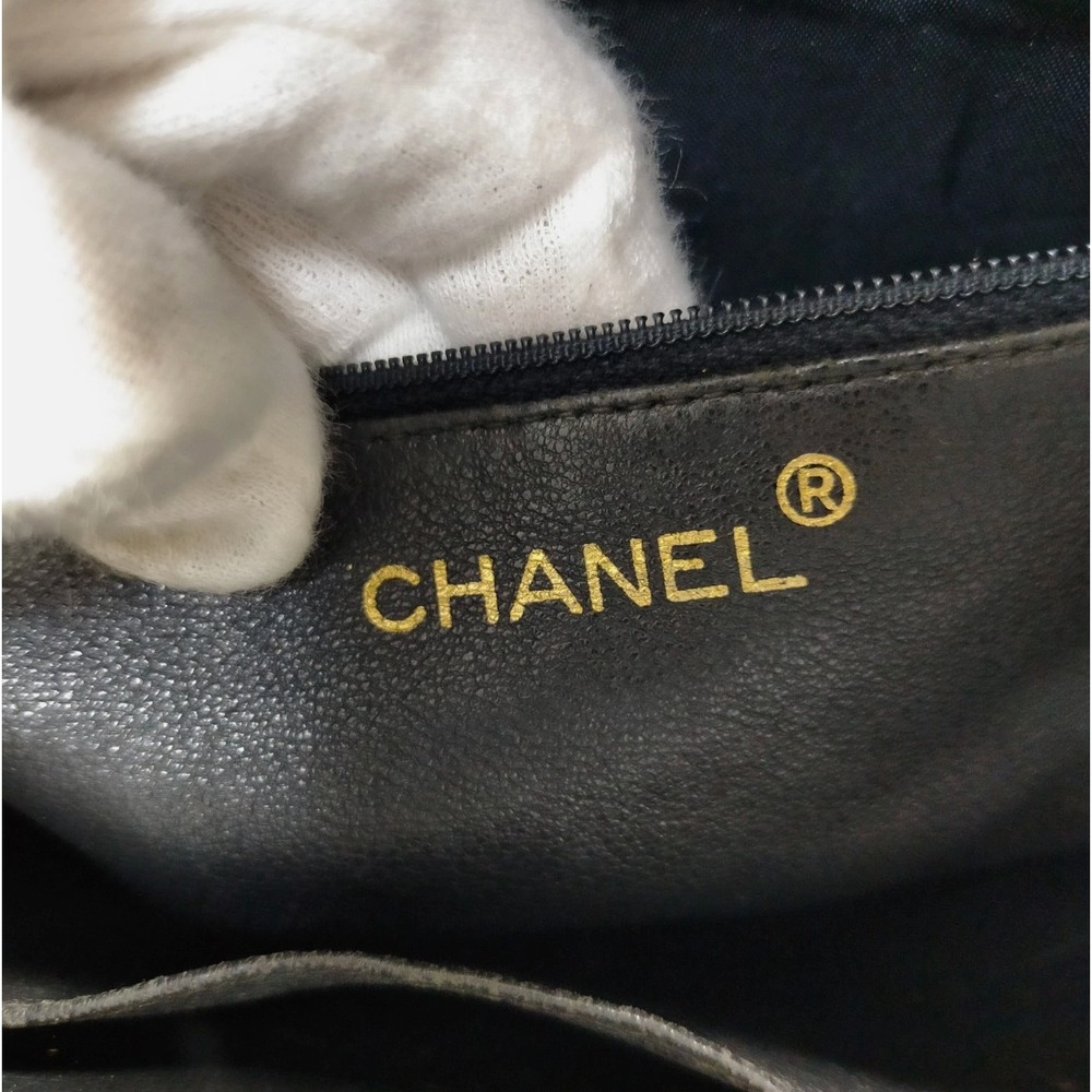 Chanel Quilted Patent Leather Camera Bag - Picture 5 of 8